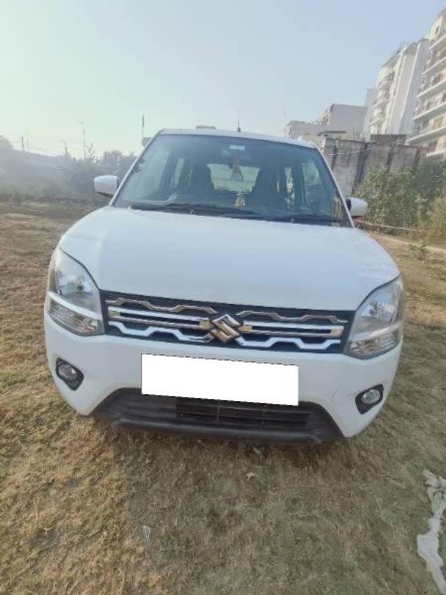 https://images10.gaadi.com/usedcar_image/4256469/original/processed_c625da41-6359-4bb6-b084-26c020093ff5.jpg?imwidth=6400