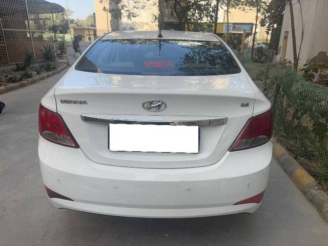 https://images10.gaadi.com/usedcar_image/4256513/original/03e3ca762e75a1dd4e9b29fe6c219d0a.jpg?imwidth=6401