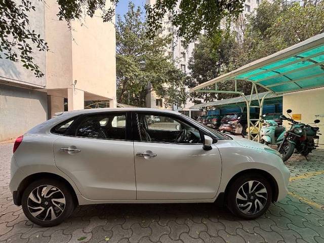 https://images10.gaadi.com/usedcar_image/4256560/original/b06483fd013e0bf8c02419cdcd438501.jpg?imwidth=6402