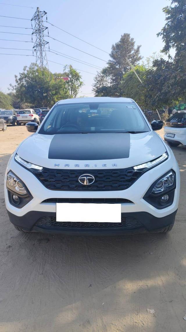 https://images10.gaadi.com/usedcar_image/4256669/original/ce421f0976d1283b7bb2bcc4c1e06dcb.jpg?imwidth=6402