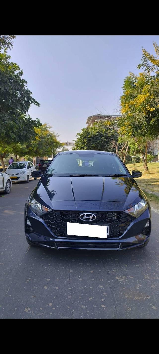 https://images10.gaadi.com/usedcar_image/4256806/original/processed_ec065058dcdf8f6b4f8f86ffad2b65f7.jpg?imwidth=6401