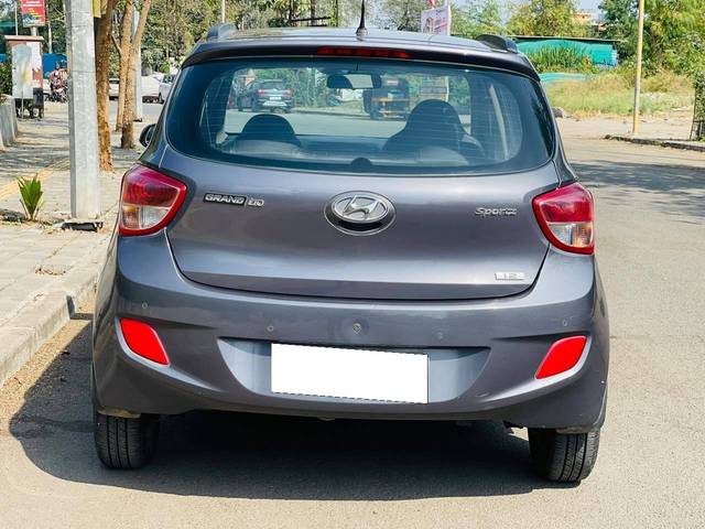 https://images10.gaadi.com/usedcar_image/4256827/original/processed_57c9f3a5d8a3abe3301b5255929e6cf5.jpg?imwidth=6402