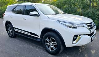 Toyota Fortuner 2016-2021 Toyota Fortuner 2.8 2WD MT BSIV