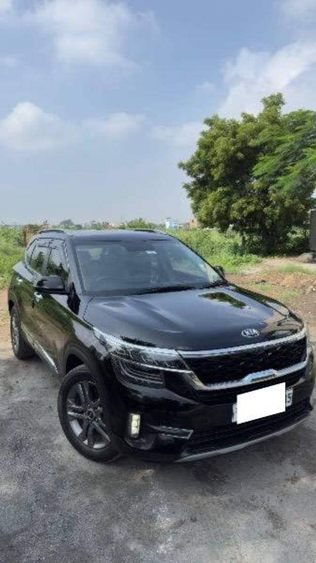 https://images10.gaadi.com/usedcar_image/4256890/original/processed_e0872283-9141-4a89-b44f-59f963e02ba5.jpg?imwidth=6400