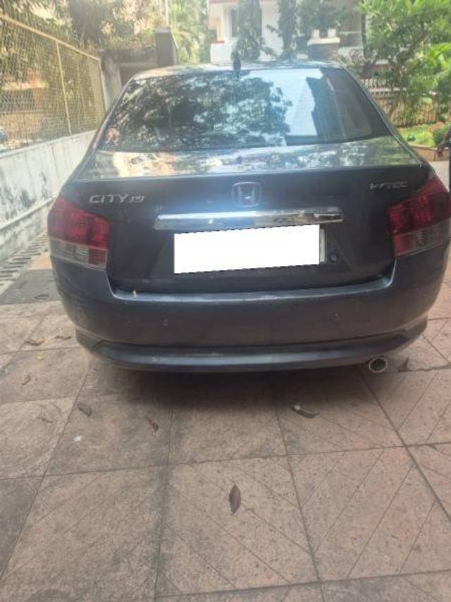 https://images10.gaadi.com/usedcar_image/4256952/original/bc99374f2e258b065b0adbbacb972dc1.jpg?imwidth=6401