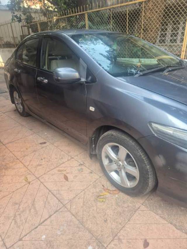 https://images10.gaadi.com/usedcar_image/4256952/original/c0d0eee4cc19f6a091901628b7f9f74b.jpg?imwidth=6402