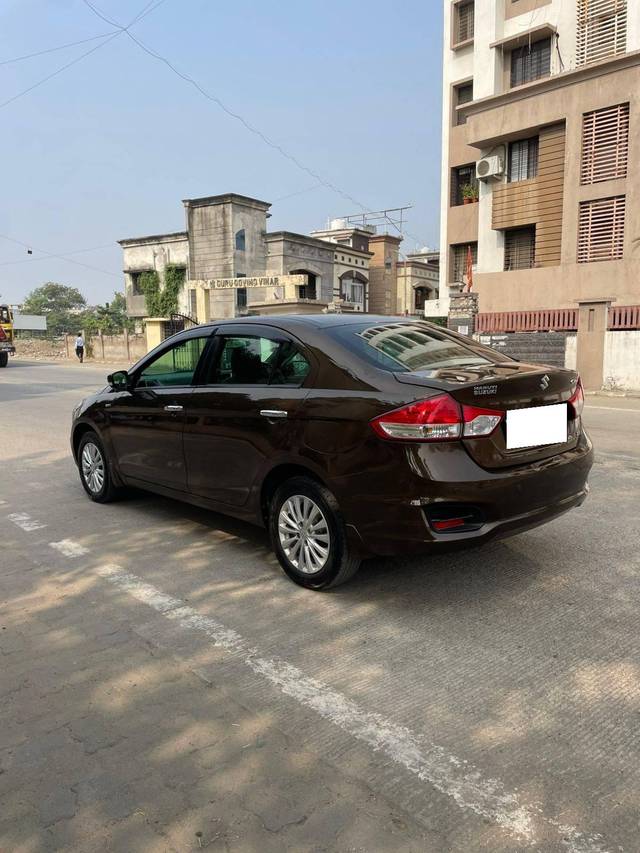 https://images10.gaadi.com/usedcar_image/4256970/original/processed_0a2ebb1197b8e73429bc70ee6ce85dc4.jpg?imwidth=6402