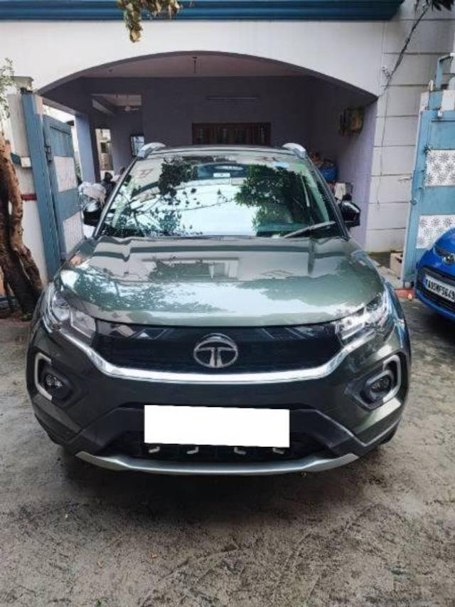 https://images10.gaadi.com/usedcar_image/4257005/original/processed_8ecc89a7-5fcb-403d-94f4-fa3a5f288073.jpg?imwidth=6400