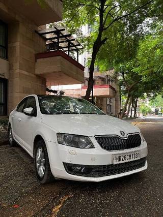 Skoda Octavia 2013-2017 Skoda Octavia Elegance 1.8 TSI AT