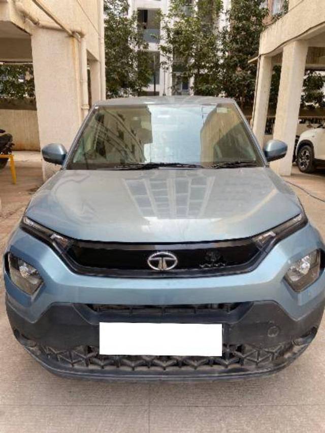 https://images10.gaadi.com/usedcar_image/4257015/original/81644f468743d27124b7b88fc4dd7b18.jpg?imwidth=6400