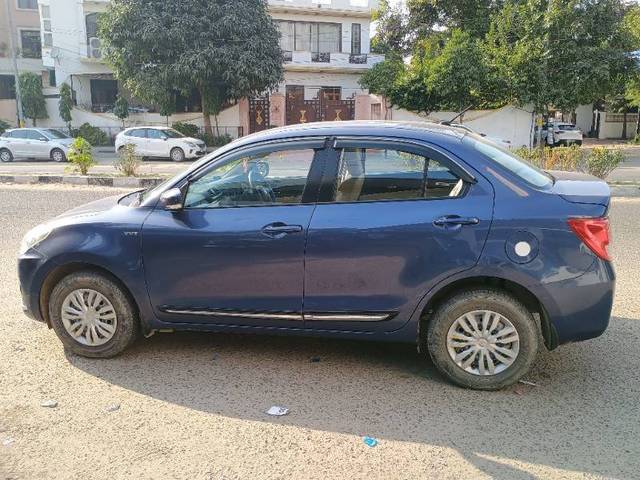 https://images10.gaadi.com/usedcar_image/4257017/original/ae727e0ca24697df0d165b1328ea5781.jpg?imwidth=6402