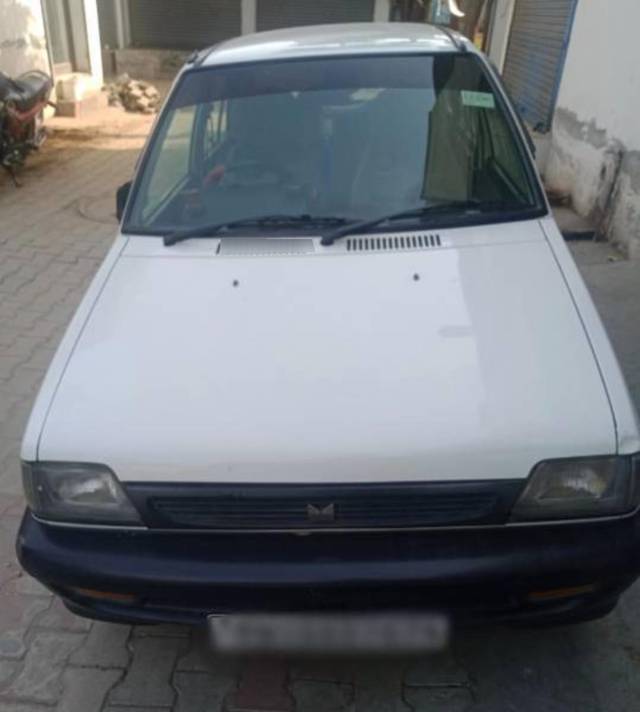 https://images10.gaadi.com/usedcar_image/4257031/original/processed_0eb0a2bf-7e3b-4df6-8692-e8e8042cead9.jpg?imwidth=6400