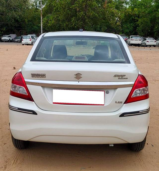 https://images10.gaadi.com/usedcar_image/4257069/original/processed_885418806cb05fbcfeb6415192c5ba7c.jpg?imwidth=6402