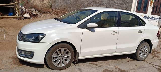 https://images10.gaadi.com/usedcar_image/4257082/original/12a17afe3f84ad2558295b973755c210.jpg?imwidth=6402