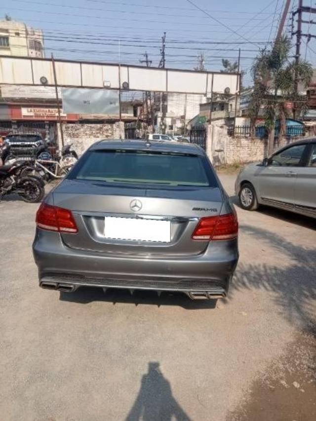 https://images10.gaadi.com/usedcar_image/4257250/original/processed_1b792e73-1bc0-4744-96ed-a5a70feea30d.jpg?imwidth=6401