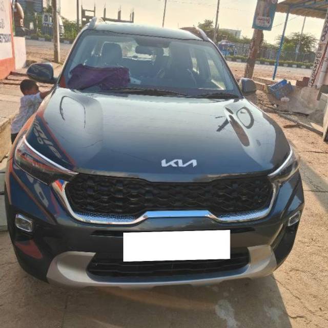 https://images10.gaadi.com/usedcar_image/4257264/original/processed_5d03689f-de00-4e22-9214-7e678d828a51.jpg?imwidth=6401