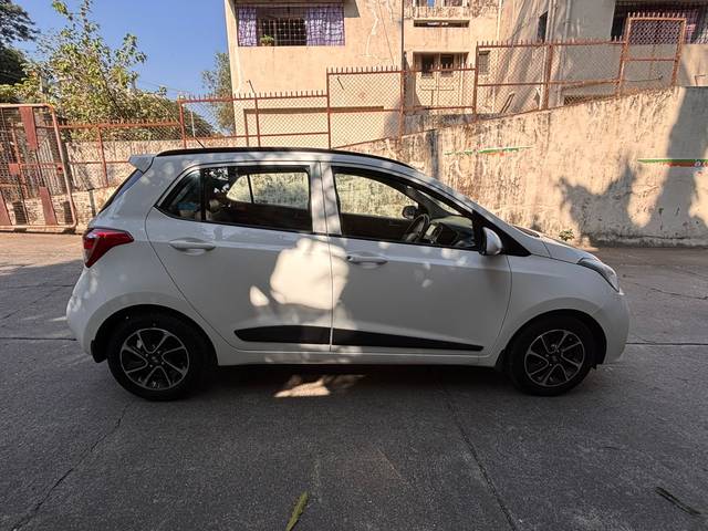 https://images10.gaadi.com/usedcar_image/4257335/original/acb6813954a30de40823909befa83496.jpg?imwidth=6401