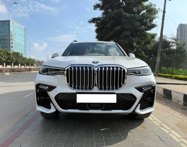 https://images10.gaadi.com/usedcar_image/4257396/original/processed_a532c0ce5e7f8121b4dc645ea22d7b71.jpg?imwidth=6400