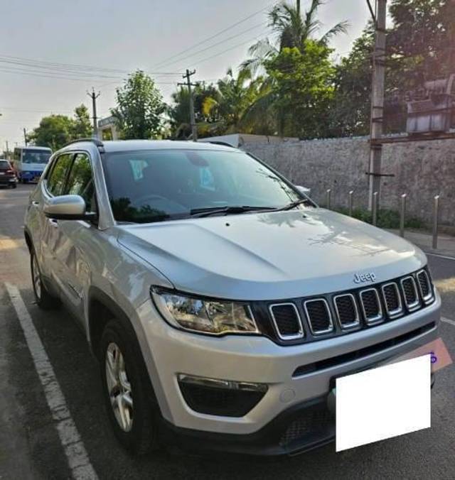 https://images10.gaadi.com/usedcar_image/4257406/original/processed_a40c2323c15f46862cbb3f4511370f50.jpg?imwidth=6400