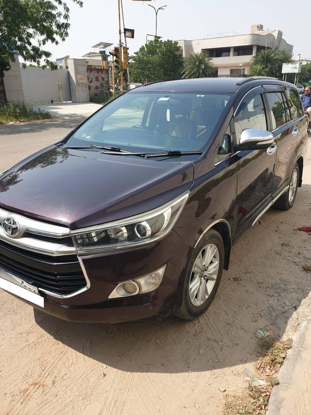 https://images10.gaadi.com/usedcar_image/4257474/original/processed_f23a4343b022faef9654931cd3c66f3f.jpg?imwidth=6402