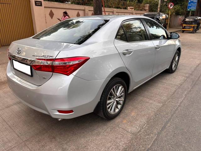 https://images10.gaadi.com/usedcar_image/4257636/original/processed_517ca7b51e87953f47861a88d4814253.jpg?imwidth=6401