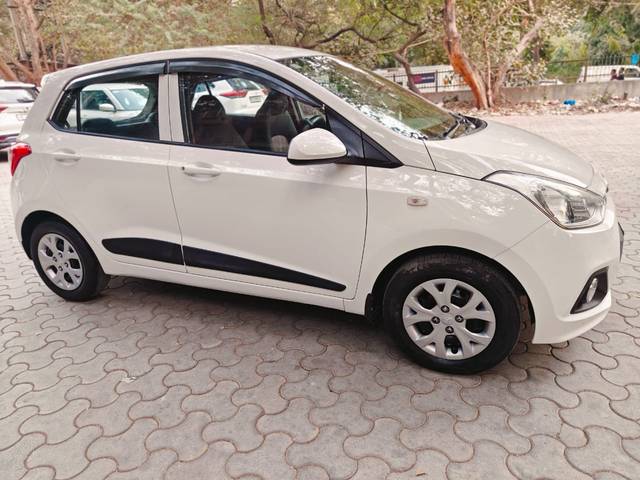 https://images10.gaadi.com/usedcar_image/4257706/original/28c0870c5aeb055775ffa3616a8443bf.jpeg?imwidth=6400