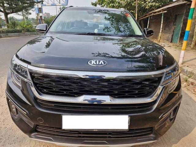 https://images10.gaadi.com/usedcar_image/4257862/original/processed_6170012d-f083-438f-96a2-d5d3ef37cece.jpg?imwidth=6400