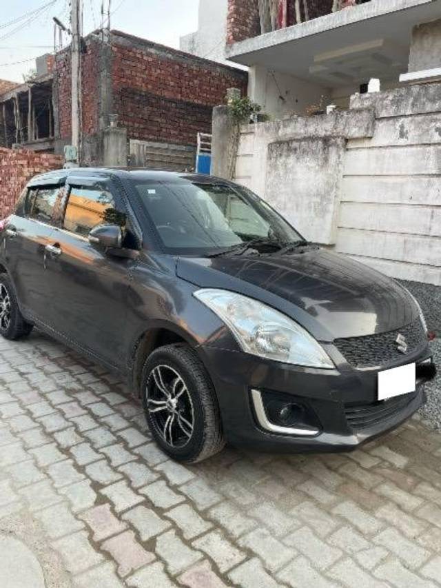 https://images10.gaadi.com/usedcar_image/4257912/original/processed_2e07b1c1-36c1-4762-8bff-29e1b650cada.jpeg?imwidth=6400