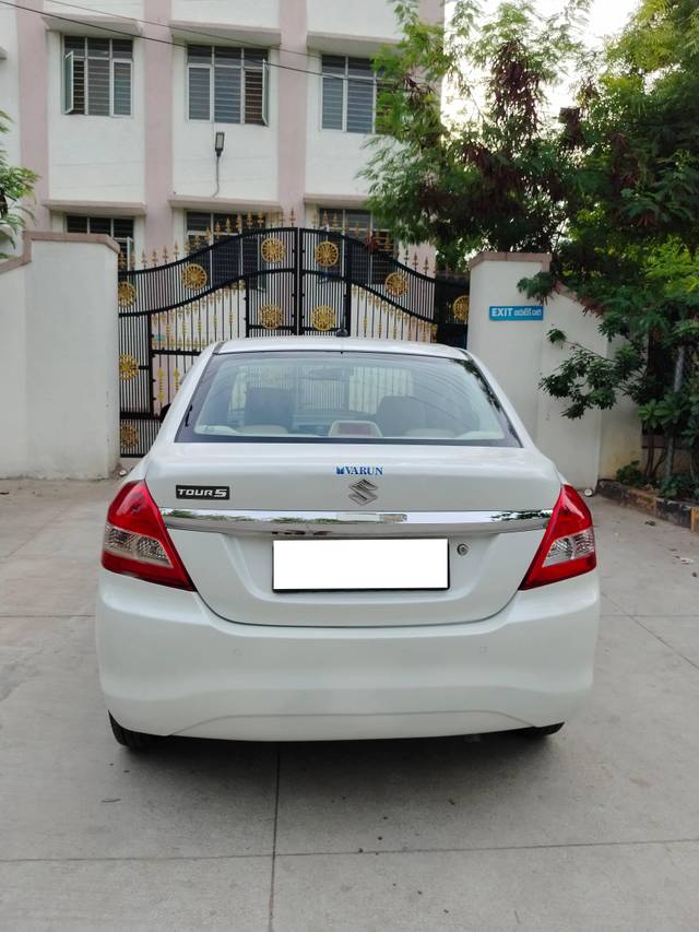 https://images10.gaadi.com/usedcar_image/4258029/original/processed_da959512b13658c503d09386c9d5af61.jpg?imwidth=6401