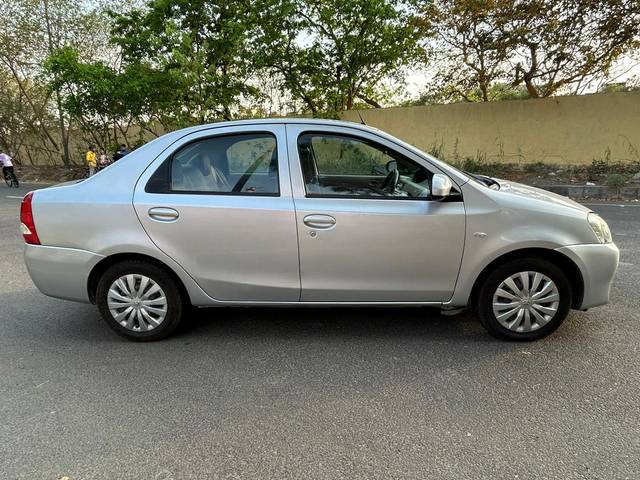 https://images10.gaadi.com/usedcar_image/4258030/original/16dc590114c503ee66af7bcace243242.jpg?imwidth=6401