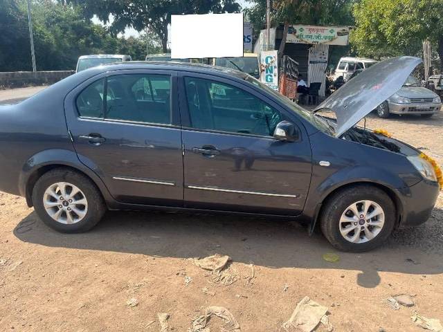 https://images10.gaadi.com/usedcar_image/4258056/original/processed_8ae3ee27-0529-4cd1-a7da-6eb14b6c0e1f.jpeg?imwidth=6401