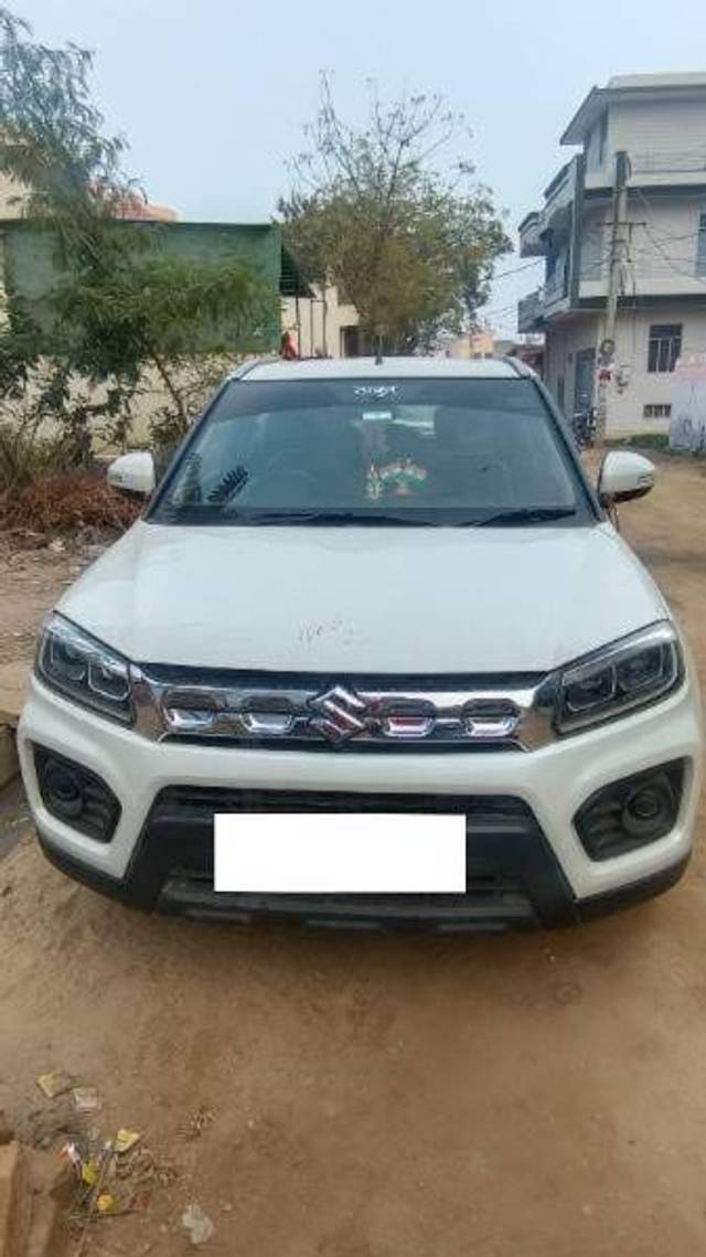 https://images10.gaadi.com/usedcar_image/4258096/original/d3d2ab72d44a546e9d3cb5f98134e5ba.jpg?imwidth=6400