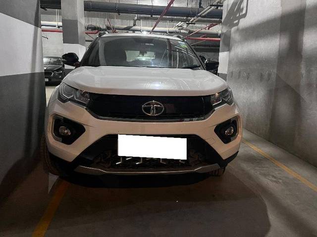 https://images10.gaadi.com/usedcar_image/4258099/original/f8a3b6cee600d3cd1195af6bea84752b.jpg?imwidth=6400