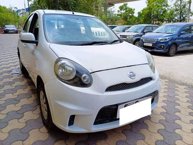 https://images10.gaadi.com/usedcar_image/4258105/original/processed_9bc1717fbb601b5c0a6f66f4603d4ec4.jpeg?imwidth=6400