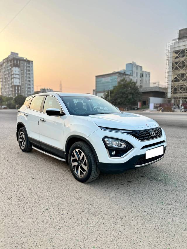 https://images10.gaadi.com/usedcar_image/4258181/original/processed_d4ff8d5dde9826e512ac0ba6e30fc438.jpg?imwidth=6400