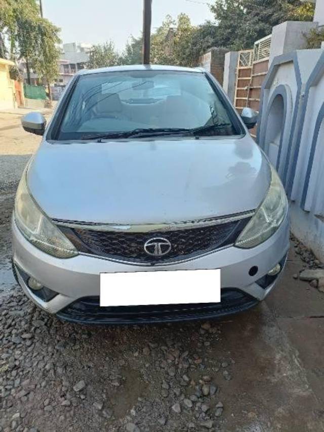 https://images10.gaadi.com/usedcar_image/4258184/original/processed_6b1169cb-6b3d-4eb1-9cfc-a46ee09f4572.jpg?imwidth=6400