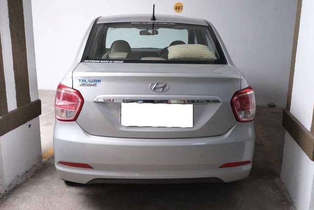 https://images10.gaadi.com/usedcar_image/4258230/original/processed_04b5ddb2-b72a-4aac-8662-0b94a54c9e57.jpg?imwidth=6401