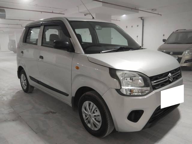 https://images10.gaadi.com/usedcar_image/4258339/original/processed_d8066550e51cfcb395fac64569bc78d4.jpg?imwidth=6400