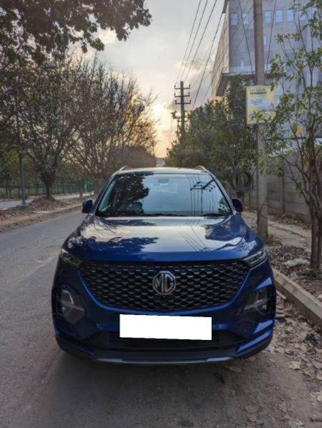 https://images10.gaadi.com/usedcar_image/4258354/original/3ebbed7326ece16f76bb952f6dd2fc58.jpg?imwidth=6400