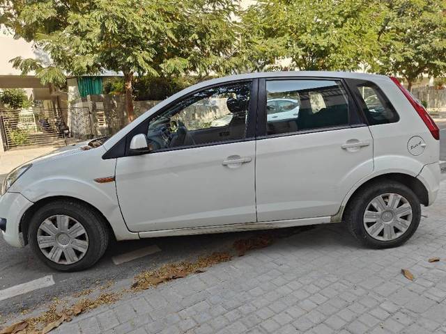 https://images10.gaadi.com/usedcar_image/4258506/original/d7ca06a131a09785dc9d3b42626ee40b.jpg?imwidth=6402