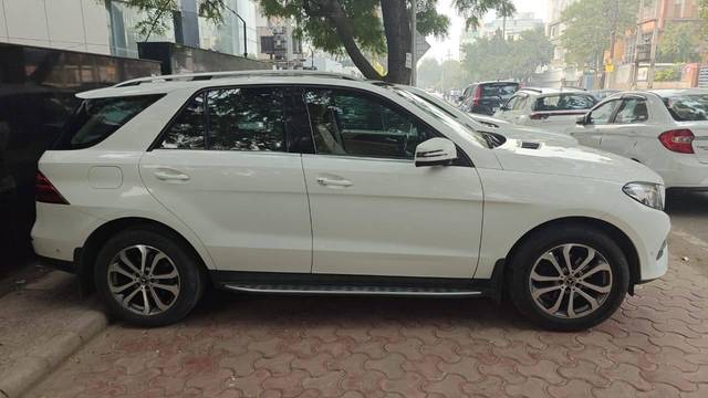 https://images10.gaadi.com/usedcar_image/4258527/original/processed_b1cf28c8f5912eb001e4ddb4146e91d1.jpeg?imwidth=6401