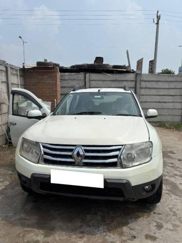 https://images10.gaadi.com/usedcar_image/4258575/original/processed_774559b7-ad70-4b75-8b96-5386dc667cb9.jpg?imwidth=6401