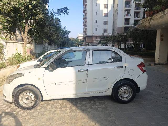 https://images10.gaadi.com/usedcar_image/4258617/original/2d23fa5d8ab74a4b1d9cdb200ed936c2.jpg?imwidth=6402