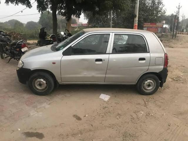 https://images10.gaadi.com/usedcar_image/4258724/original/processed_390616f6-a9a4-4c10-a152-6b6570f8ed20.jpg?imwidth=6402