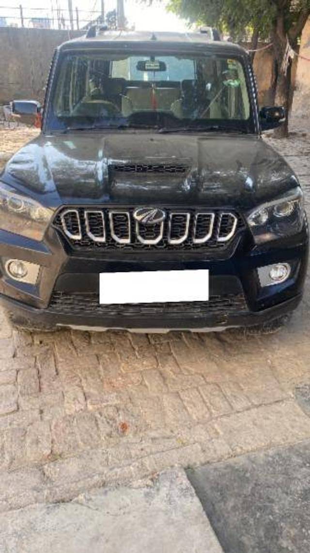 https://images10.gaadi.com/usedcar_image/4258873/original/5f94e66a01a7d9b34ef224f65eea2e50.jpeg?imwidth=6400