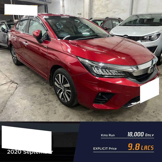 https://images10.gaadi.com/usedcar_image/4258901/original/processed_8e83a195bd18ea0ff0780ab15977b6be.jpg?imwidth=6402