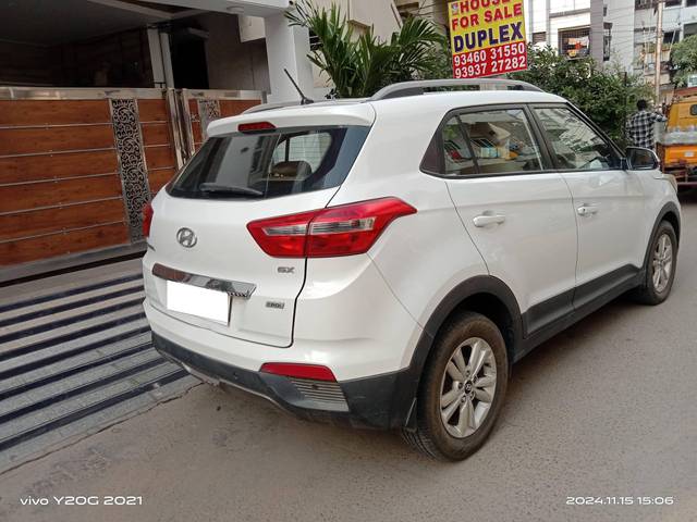 https://images10.gaadi.com/usedcar_image/4258917/original/processed_3e5eba7d71fec4a87d33355ef0ffece0.jpg?imwidth=6402