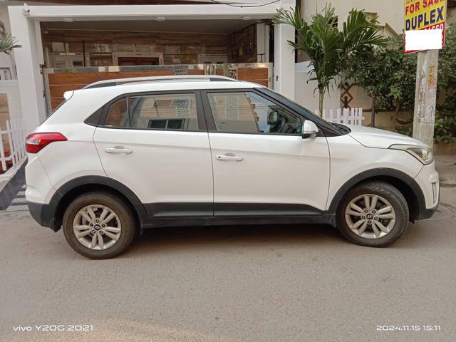 https://images10.gaadi.com/usedcar_image/4258917/original/processed_93d259460a6ac98190cfc2e91e97f63f.jpg?imwidth=6401