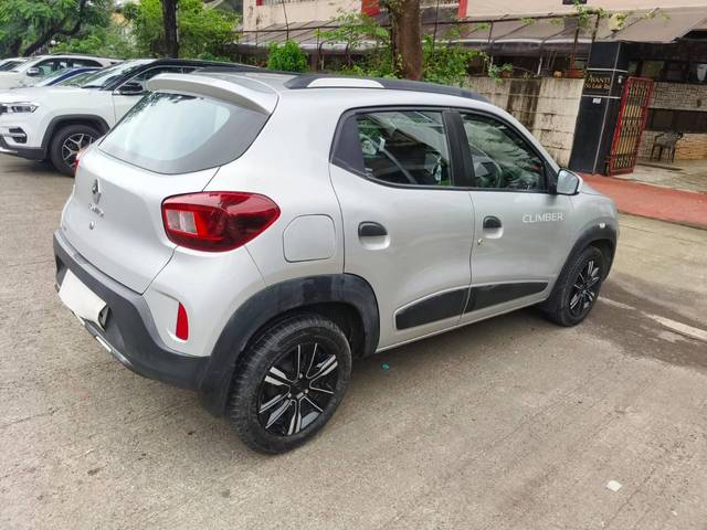 https://images10.gaadi.com/usedcar_image/4258962/original/processed_e258872e8b42f2d7b301403a03f4fec2.jpeg?imwidth=6402