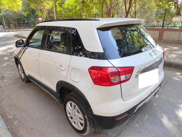 https://images10.gaadi.com/usedcar_image/4259318/original/processed_d1f05c7ff45989cf2f8c12af229a0585.jpg?imwidth=6402